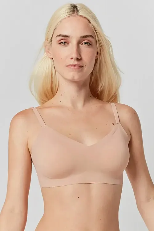 Топ nude 1/10012T Gisela, Іспанія
